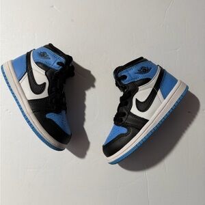 Air Jordan 1 Retro High OG TD 'UNC Toe' Size 7c